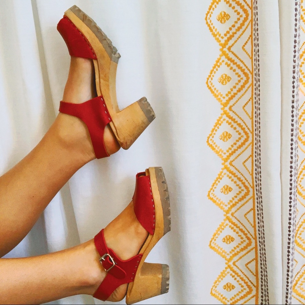 MIA Red Greta Clogs 38